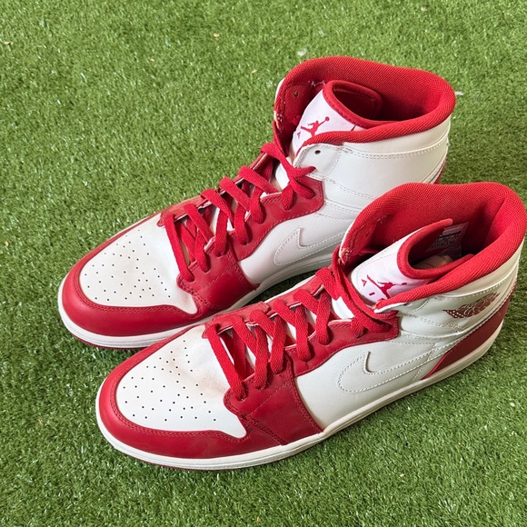 Air Jordan 1 High “Color Pack” - Picture 2 of 7